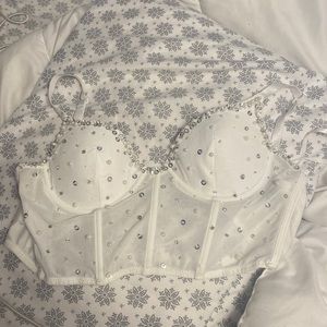 White Windsor Push-up Cropped Top